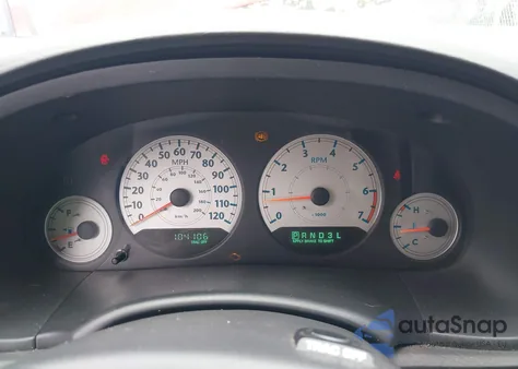 2006 Chrysler Town & Country Touring from USA, damaged, VIN 2A4GP54L36R672039